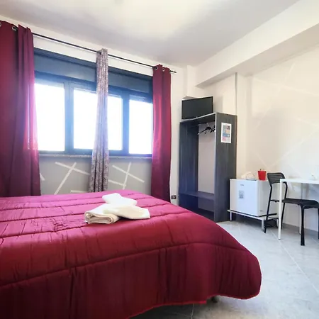 Guest house Casa Baccanico - A Due Passi Da Autostazione *